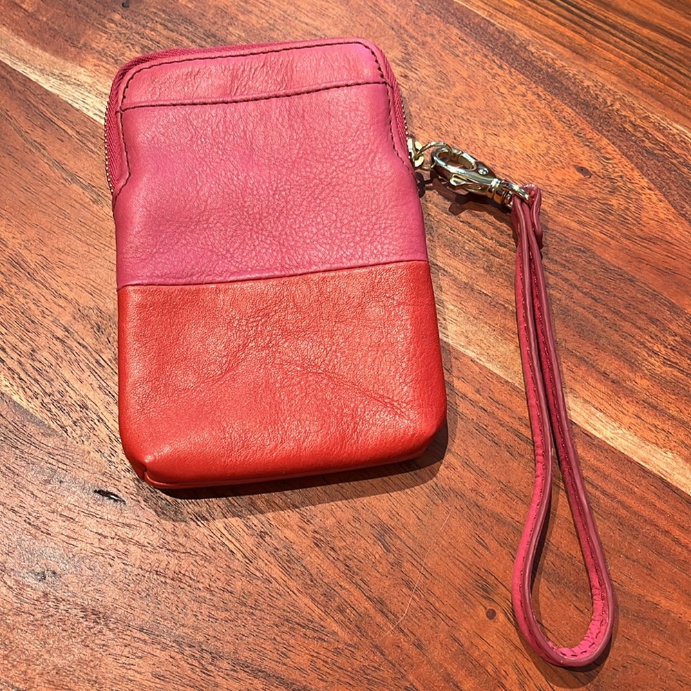 FOSSIL LEATHER WRISTLET - Picture 3 of 8